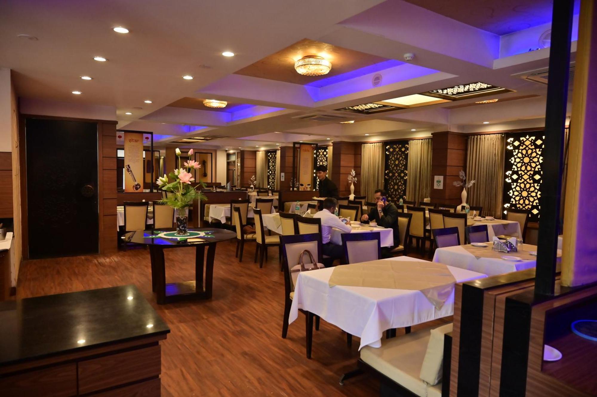 Hotel Ambience Excellency, Wakad, Pune Pimpri-Chinchwad Exterior photo