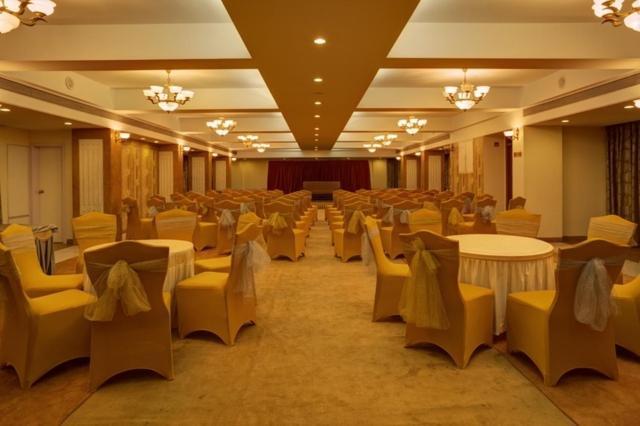 Hotel Ambience Excellency, Wakad, Pune Pimpri-Chinchwad Exterior photo