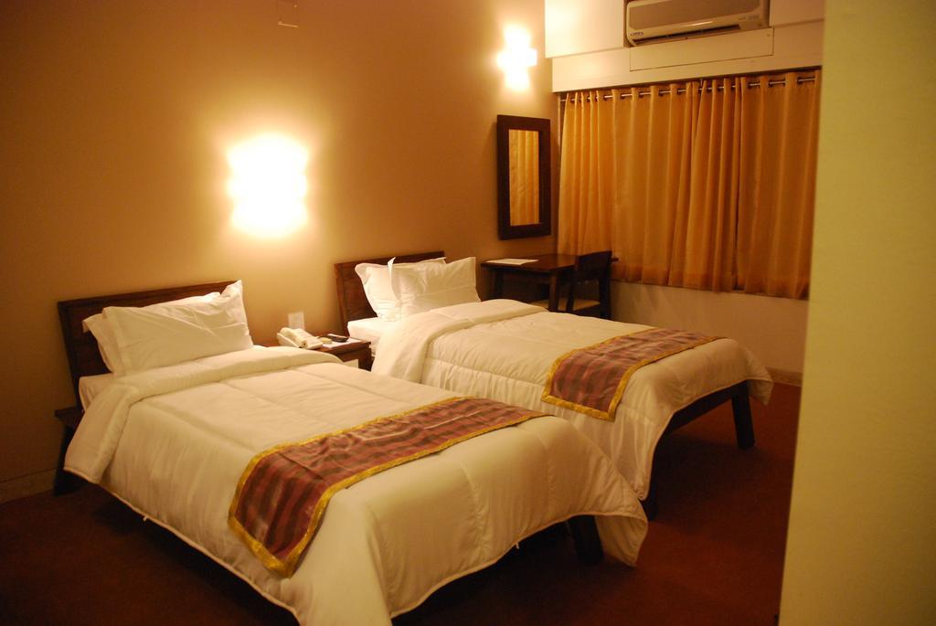 Hotel Ambience Excellency, Wakad, Pune Pimpri-Chinchwad Room photo